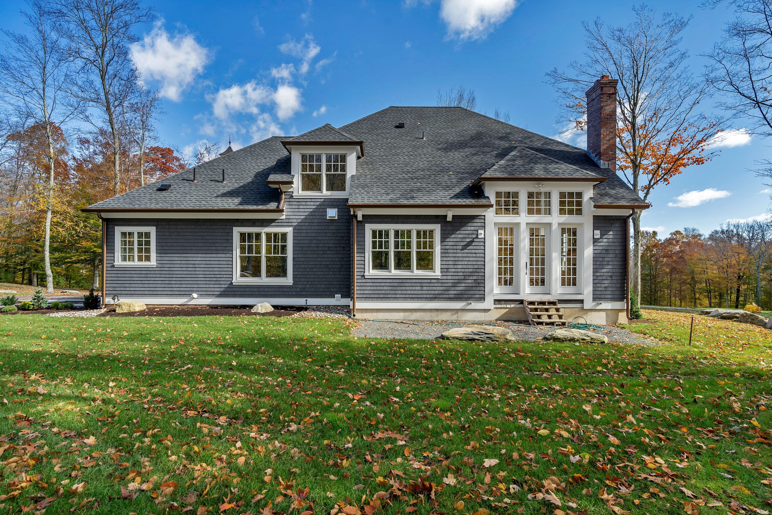 5 Must-Have Features for Todays Modern Luxury Homes_