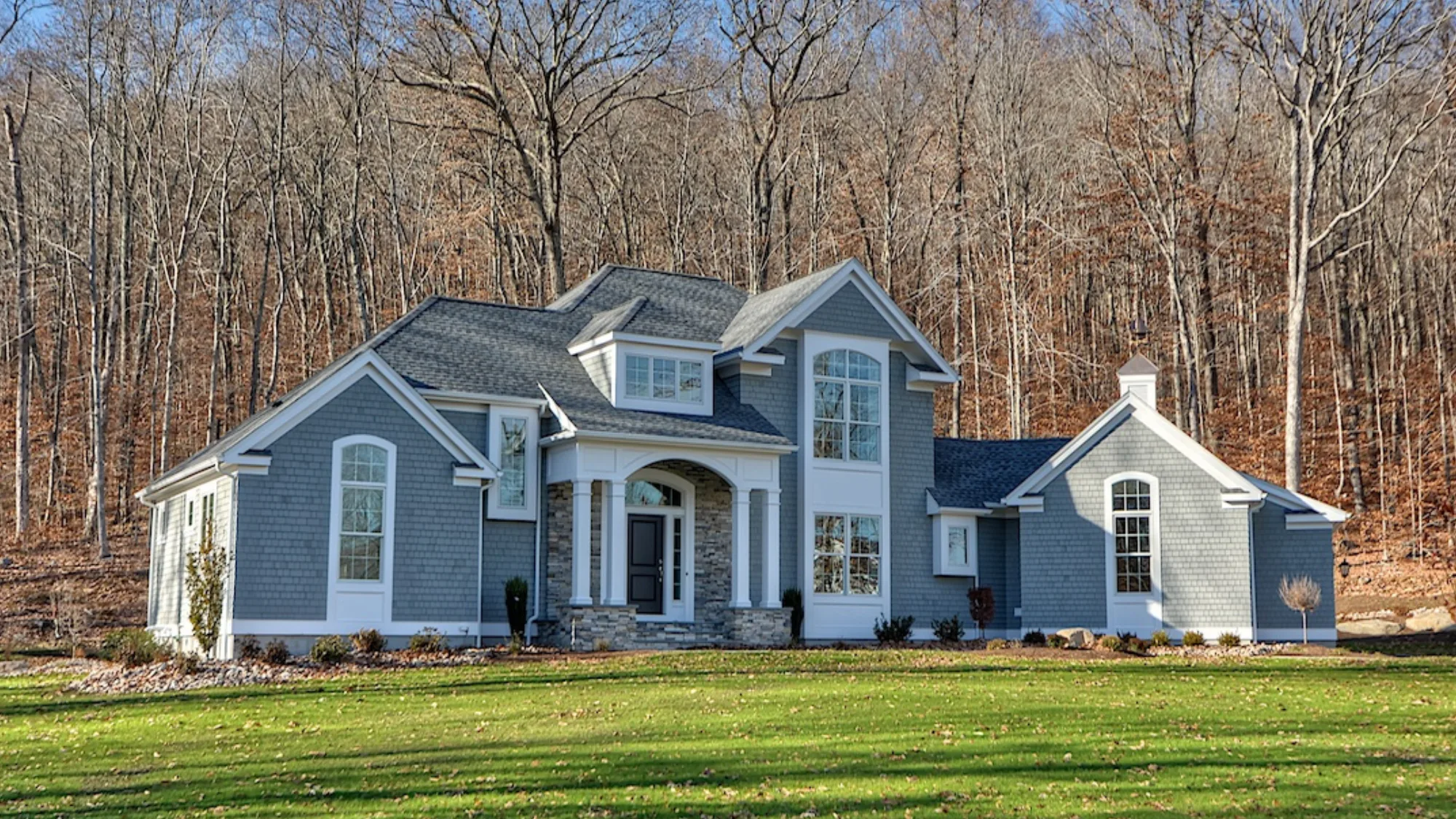 Luxury Meets Sustainability_ Green Building Practices in Custom Homes